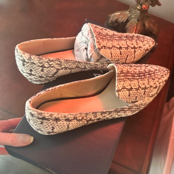 Cole Haan Brie Skimmer in Size 5 - Picture 3 of 3